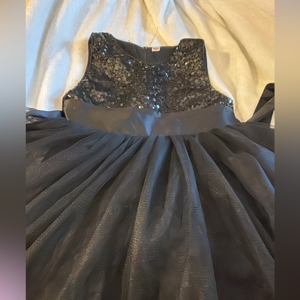 New pageant sleeveless top zipper up back sequins on front top